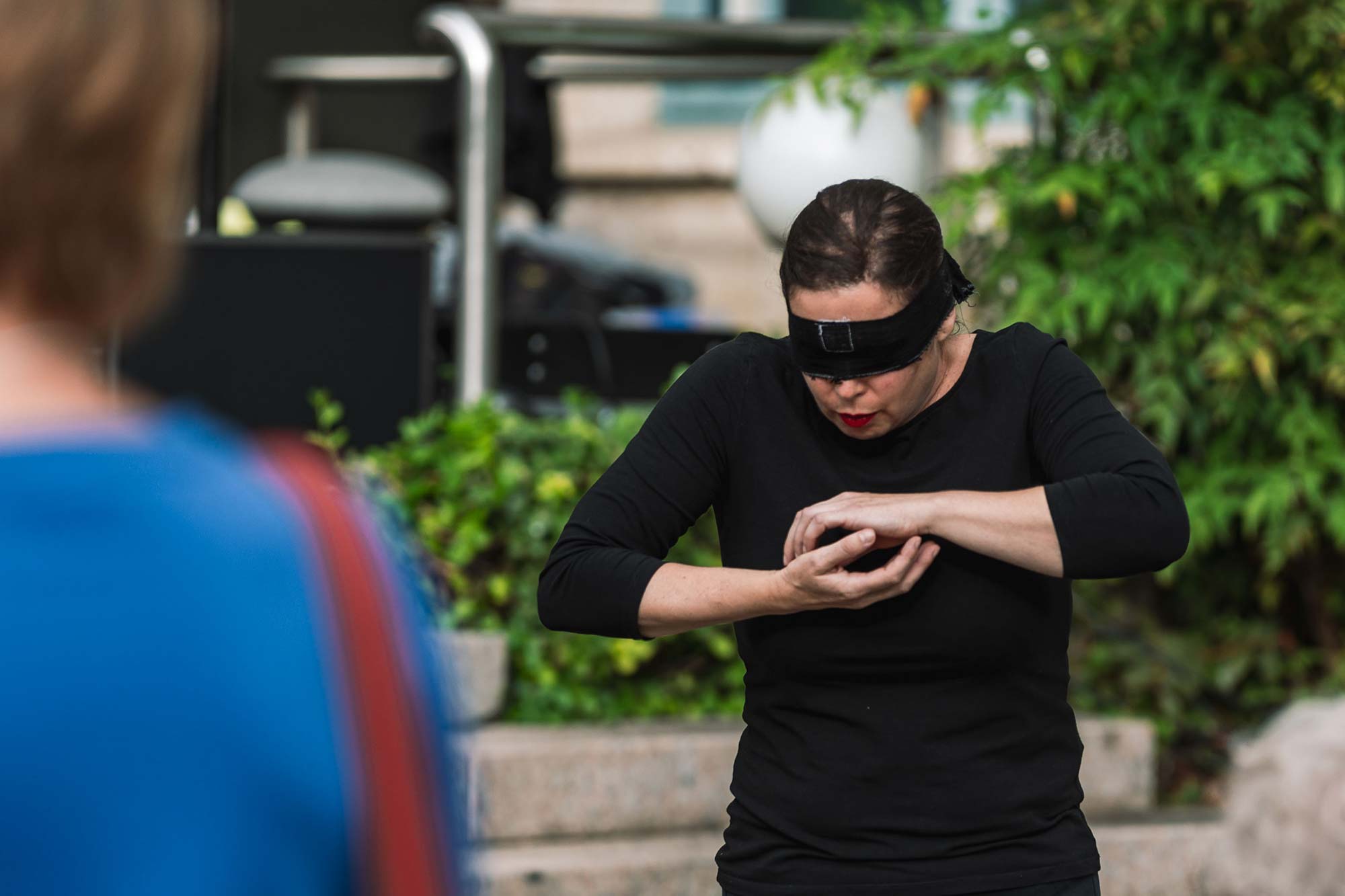 Pilar Murube während der Tanzperformance „Gegen das Vergessen“