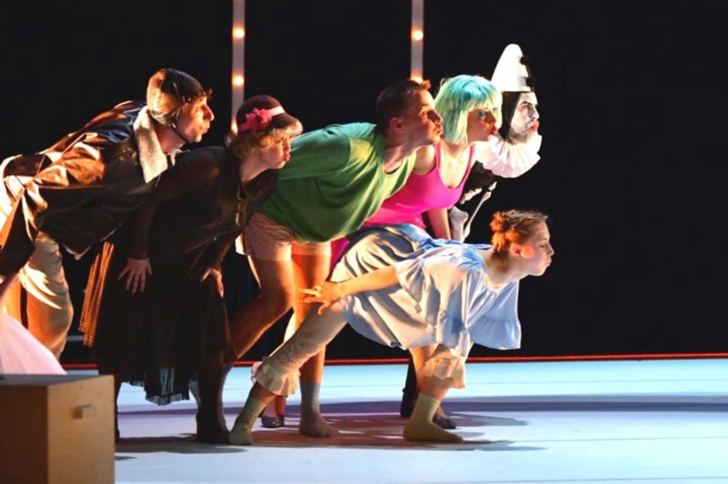 Pilar Murube – Zaubernacht Ensemble-Szene aus der Tanzpantomime „Zaubernacht“ von Kurt Weill.